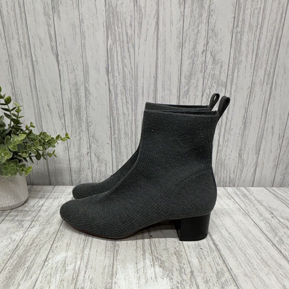Womens Size 9.5 Everlane Gray Wool Knit Ankle Bootie Pull-On Round Toe - Picture 3 of 8